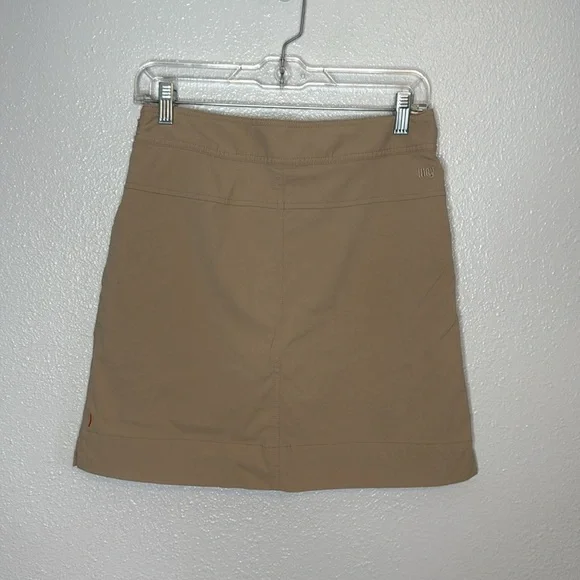 Lucy Women's Tan Athletic Mini Skirt Size Small - Picture 6 of 6